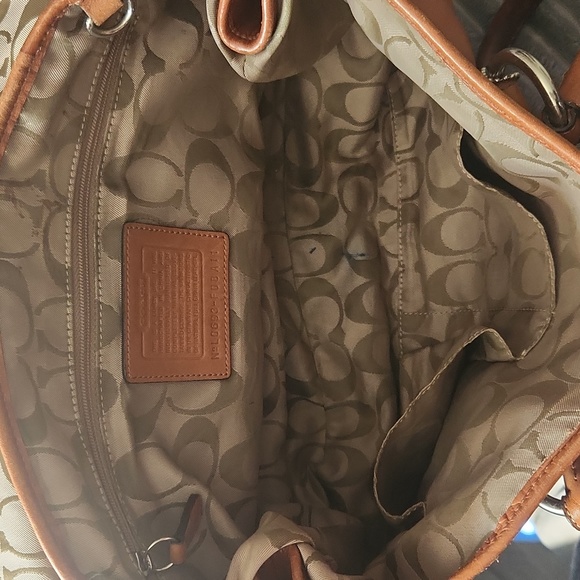 Coach 👜 - Picture 3 of 6